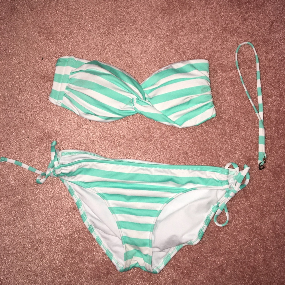 strapless bikini set with strap